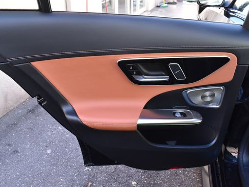 Used 2023 Mercedes-Benz C 300 4MATIC Sedan image 26