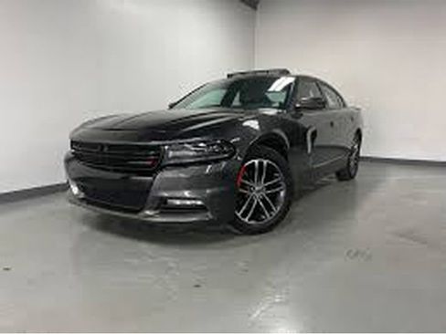 Used 2020 Dodge Challenger GT image 1