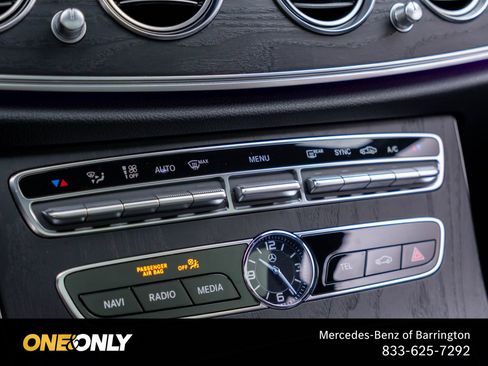 Used 2019 Mercedes-Benz E 300 4MATIC image 28