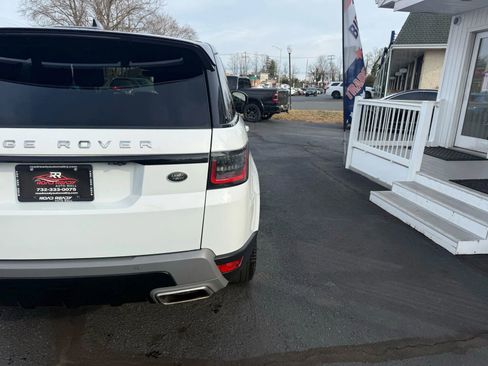 Used 2019 Land Rover Range Rover Sport SE image 64