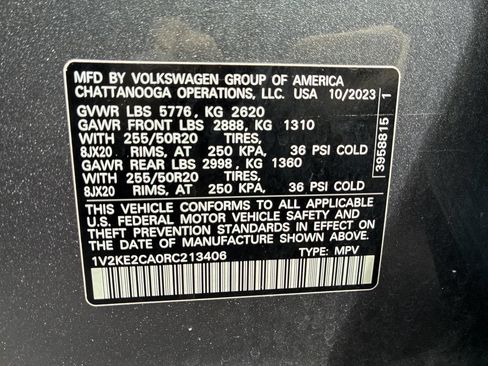 Used 2024 Volkswagen Atlas Cross Sport SE AWD/4WD image 9
