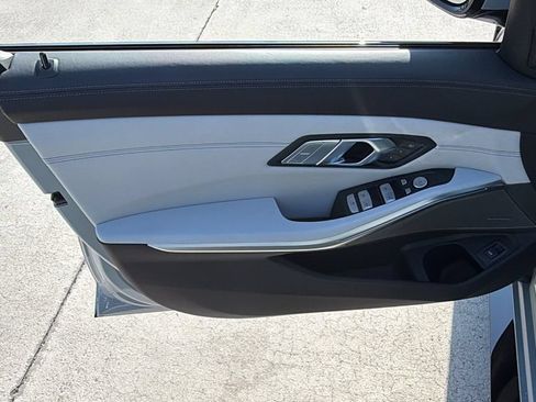 Used 2026 BMW M3 Competition RWD image 16
