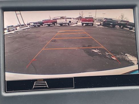 Used 2023 Chevrolet Equinox LT image 29