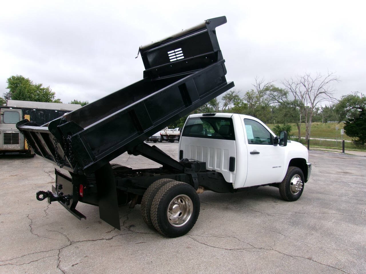 Used 2013 Chevrolet Silverado 3500 W/T w/ Snow Plow Prep Package AWD/4WD image 7
