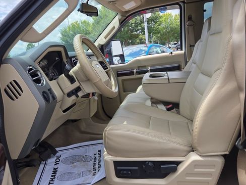 Used 2008 Ford F250 2WD SuperCab Super Duty image 5