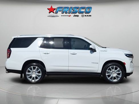 Used 2021 Chevrolet Tahoe High Country w/ Premium Package AWD/4WD image 8