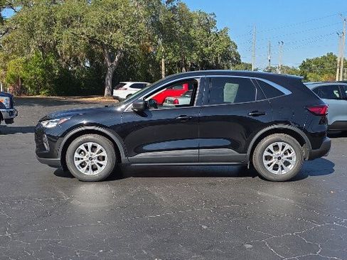 Certified 2024 Ford Escape Active image 10