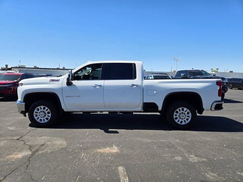 Used 2022 Chevrolet Silverado 2500 LTZ w/ LTZ Plus Package AWD/4WD image 3