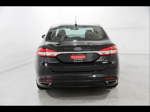 Used 2018 Ford Fusion SE AWD/4WD image 19