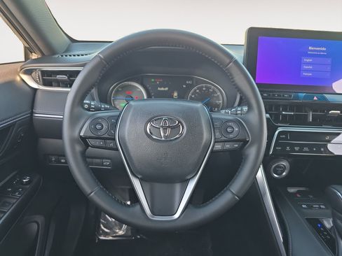 Certified 2024 Toyota Venza XLE image 12