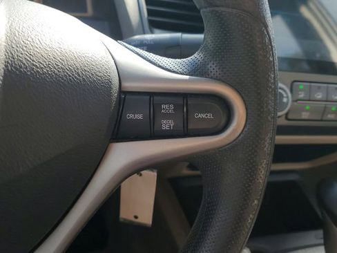 Used 2010 Honda Civic LX image 21