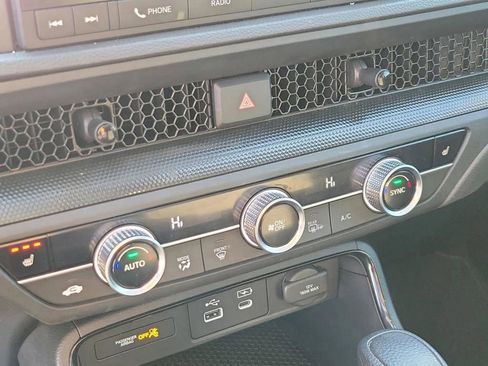 Used 2025 Honda CR-V EX image 24