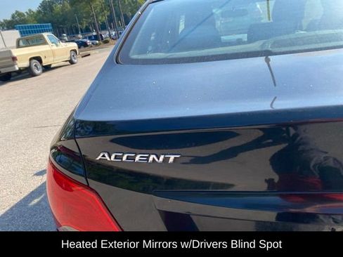 Used 2016 Hyundai Accent SE w/ Option Group 02 FWD image 9