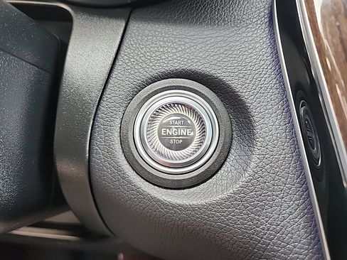 Used 2021 Mercedes-Benz GLC 43 AMG 4MATIC image 32