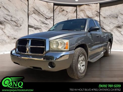 Used 2006 Dodge Dakota Laramie image 1