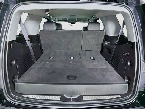 Used 2017 GMC Yukon SLT AWD/4WD image 27