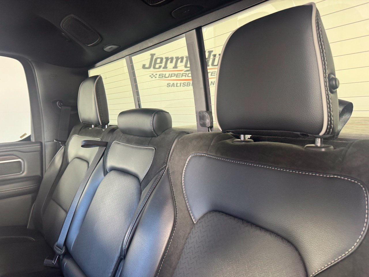 Used 2026 RAM 1500 Laramie w/ Sport Appearance Package AWD/4WD image 11