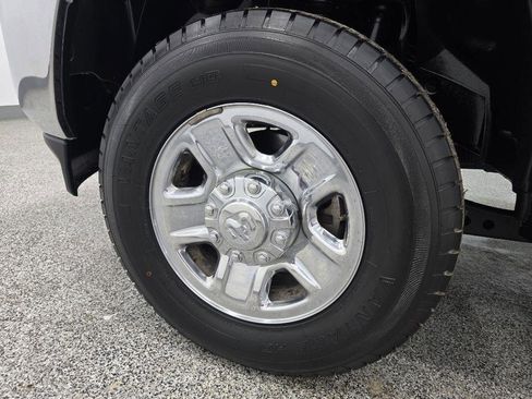 Used 2023 RAM 2500 Tradesman image 30