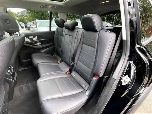 Used 2026 Mercedes-Benz GLS 450 4MATIC image 17