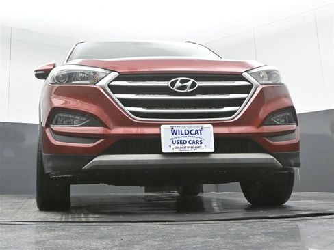 Used 2018 Hyundai Tucson Value w/ Cargo Package FWD image 30