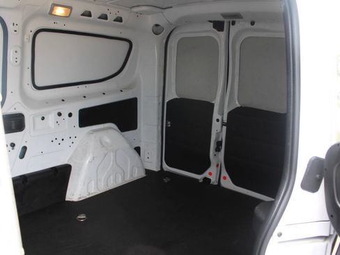 Used 2019 RAM ProMaster City Tradesman FWD image 16