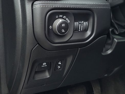 Used 2023 RAM 1500 Limited image 19