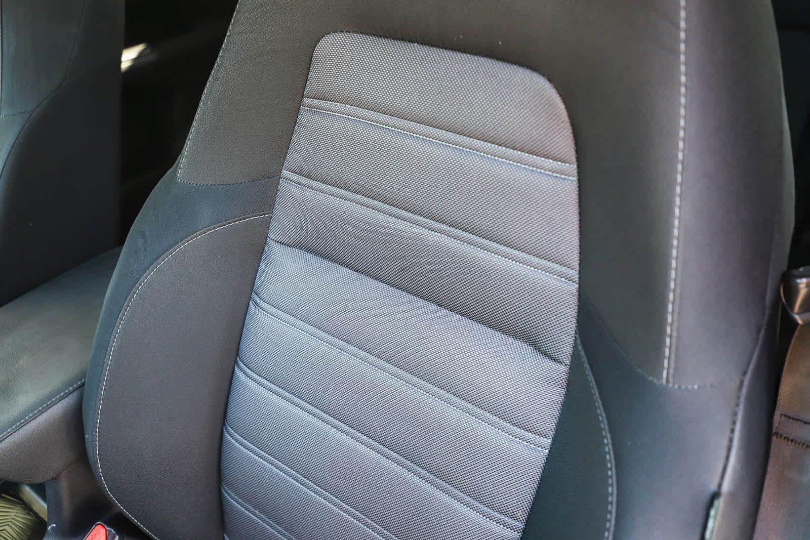 Used 2018 Honda CR-V EX image 25