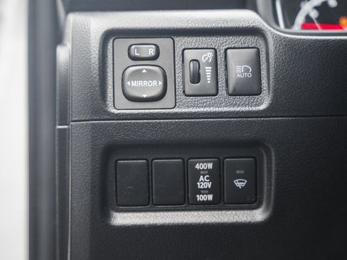 Used 2022 Toyota 4Runner SR5 Premium image 41