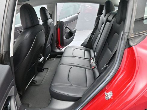 Used 2018 Tesla Model 3 Long Range RWD image 26
