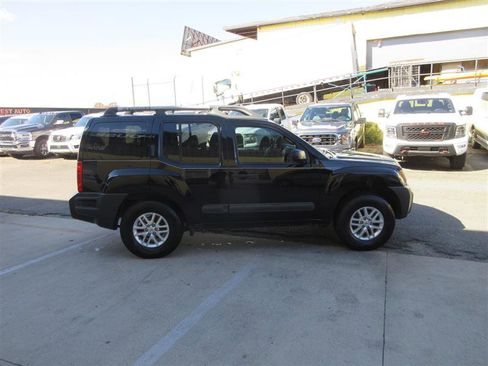 Used 2014 Nissan Xterra S image 8