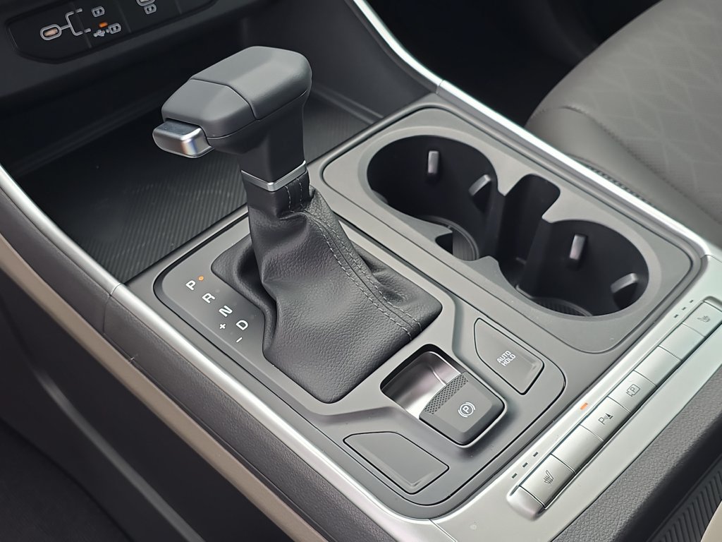 New 2027 Kia Carnival FWD image 25