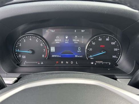 Used 2022 Ford Explorer XLT w/ Equipment Group 202A image 16