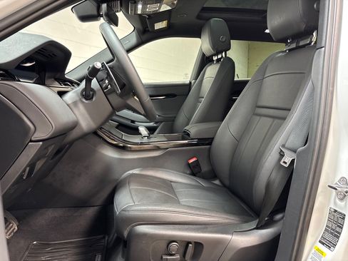 Used 2026 Land Rover Range Rover Evoque S AWD/4WD image 23