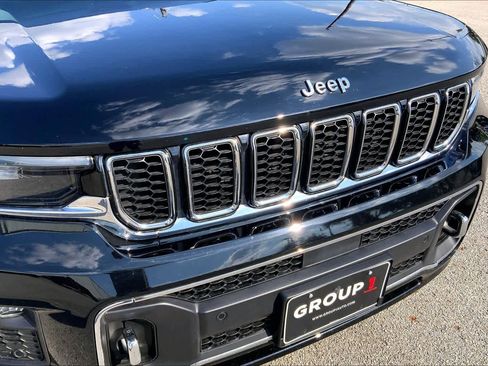 Used 2021 Jeep Grand Cherokee L Overland w/ Luxury Tech Group IV RWD image 59