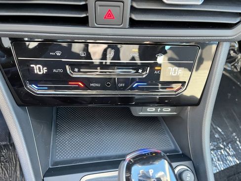 New 2025 Volkswagen Jetta S image 19