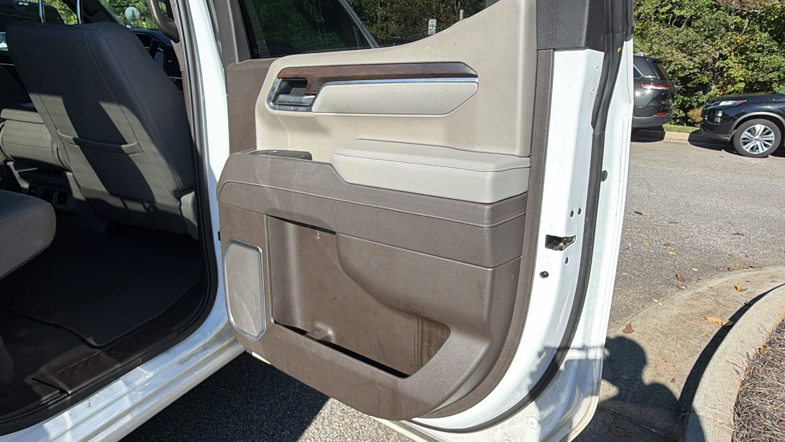 Used 2025 GMC Sierra 1500 SLT AWD/4WD image 20