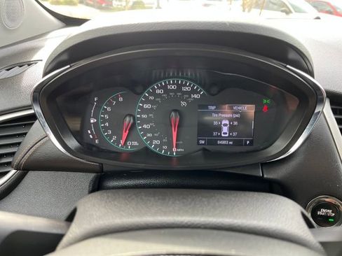 Used 2020 Chevrolet Trax LT w/ Redline Edition image 24