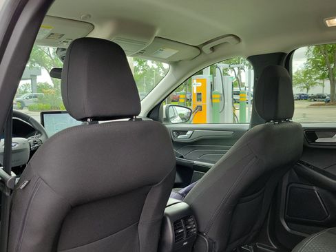 Certified 2023 Ford Escape Active w/ Tech Pack #2 FWD image 14