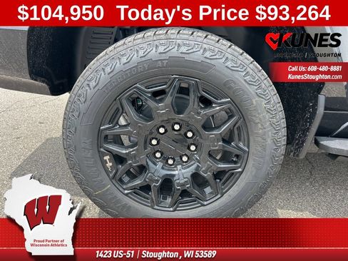 New 2025 GMC Hummer EV 2X w/ LPO, Dark Essentials Package AWD/4WD image 20