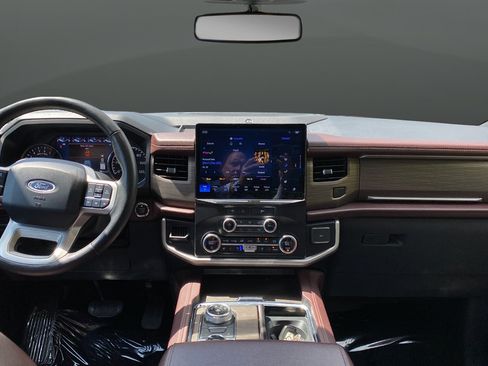Certified 2024 Ford Expedition Max Limited AWD/4WD image 11