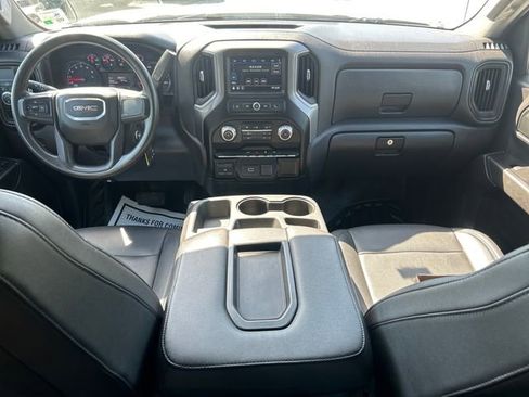 Used 2019 GMC Sierra 1500 2WD Crew Cab w/ Convenience Package image 12