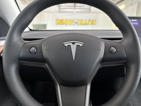 Used 2024 Tesla Model Y Performance AWD/4WD image 24