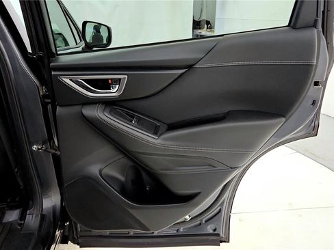 Used 2019 Subaru Forester Premium image 19