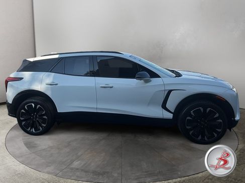 Used 2024 Chevrolet Blazer EV RS AWD/4WD image 8