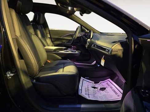 New 2026 Cadillac Lyriq Sport image 35