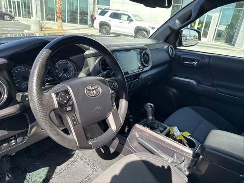 Certified 2023 Toyota Tacoma TRD Off-Road w/ Black Out Package (TMS) AWD/4WD image 13