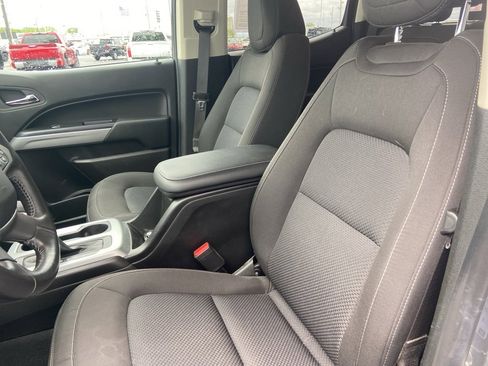 Certified 2022 Chevrolet Colorado LT w/ LT Convenience Package image 11