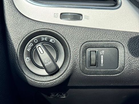 Used 2014 Dodge Journey Limited w/ Driver Convenience Group AWD/4WD image 27