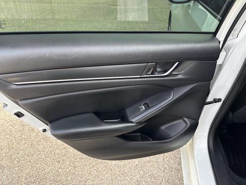Used 2022 Honda Accord LX image 20