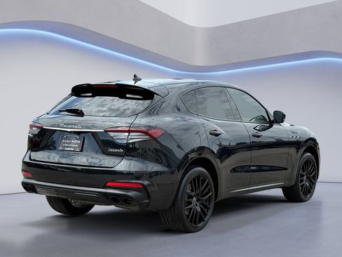 Certified 2022 Maserati Levante Modena S AWD/4WD image 8